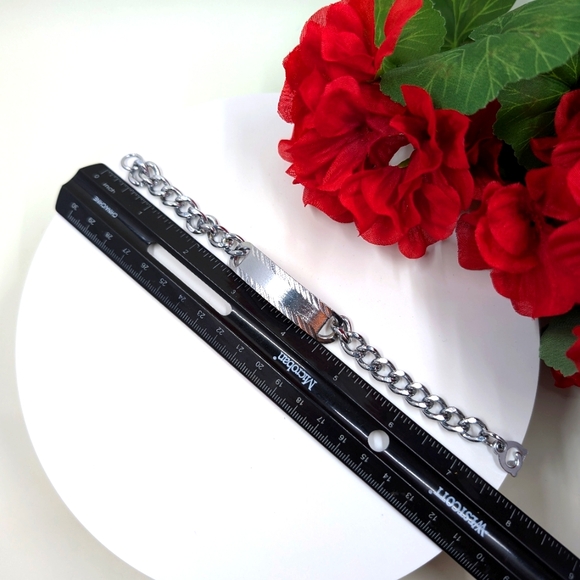 Hong Kong Signed Silver Thick and Large ID Plate Vintage Bracelet - Picture 5 of 5